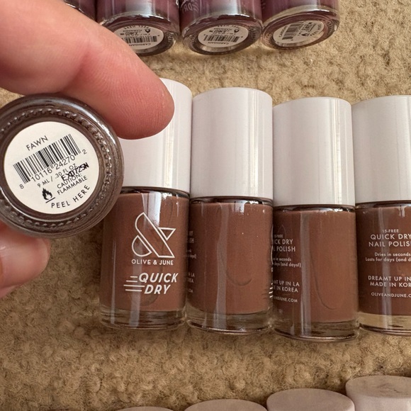 Olive and June Quick Dry Assorted Nail Polish Set - 6 with each order - Picture 8 of 13